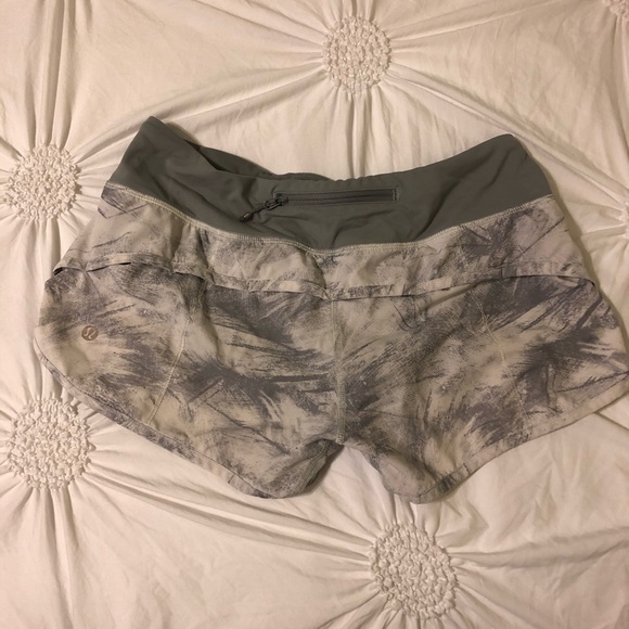Lululemon shorts - Picture 2 of 5